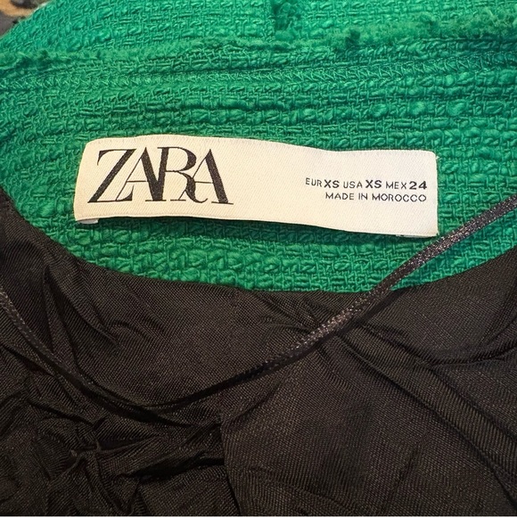 ZARA Women Green Tweed Rhinestone Jewel Button Holiday 3/4 Sleeve Jacket Size XS - Picture 7 of 8